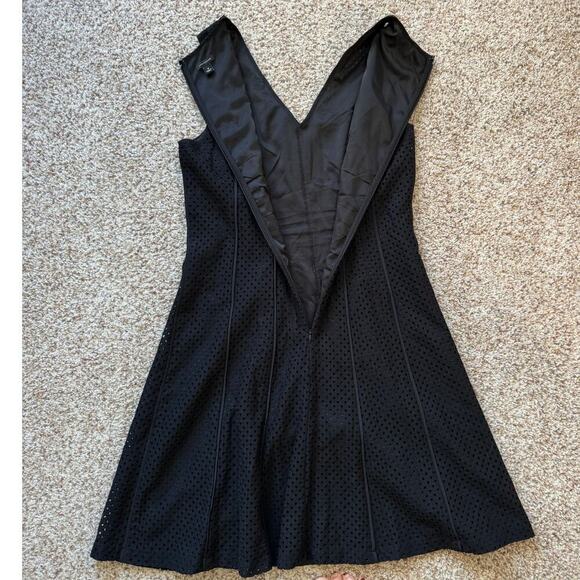 Ann Taylor Dress, size 8, Black, Sleeveless, sheath dress - Picture 7 of 10